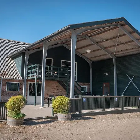 冒险公园公寓 公寓 *