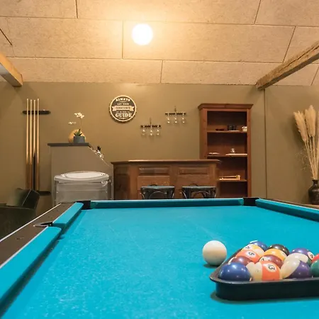 冒险公园公寓 *