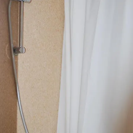 冒险公园公寓 *