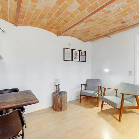 冒险公园公寓 * 灵克宾